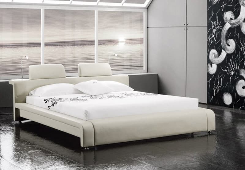 Design Lederbett 200 x 200cm weiß mit LED Beleuchtung - XXL