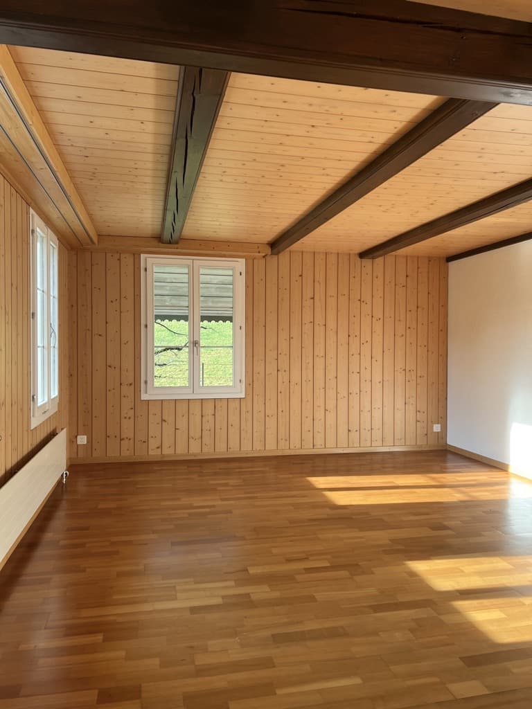Grosse und heimelige 3.5 Zimmer-Wohnung in ländlicher Umgebung