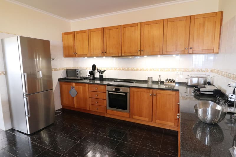 Meerblick 3 Zimmer-Wohnung an Langzeitmieter (mindestens 1 Jahr)