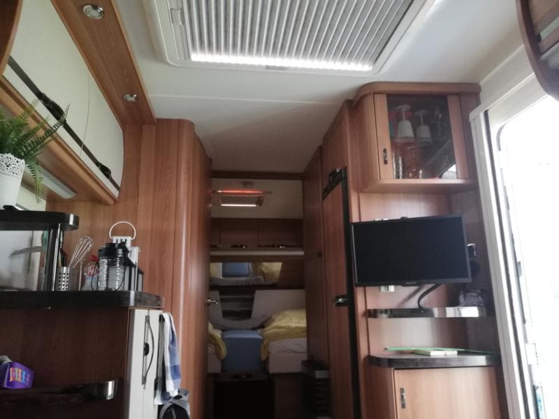 Wohnwagen Tabbert Vivaldi 550E 2.3 E Finest Edition Moover Solar