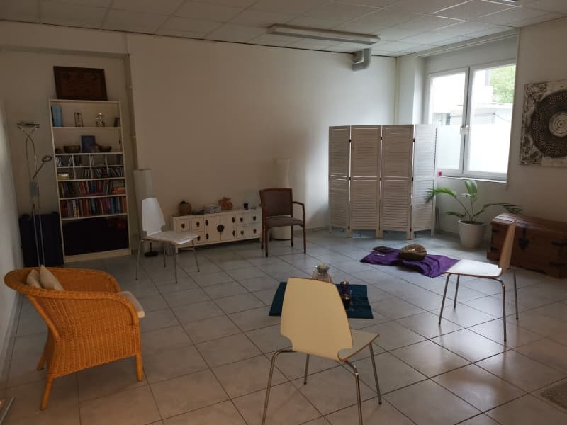 Praxisraum 40m2 in Bülach befristet ab dem 01.11