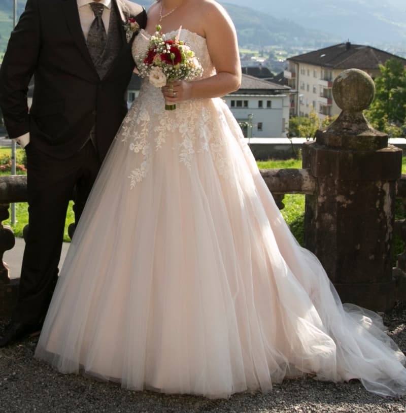 Brautkleid von Ladybird Kollektion 2019
