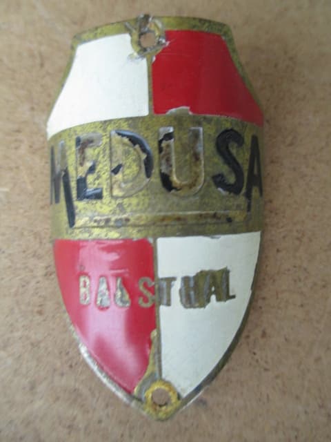 MedusaVelo Steuerkopf CH Schild Emblem