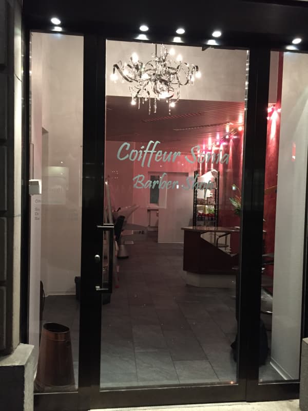 Coiffeur Stuhlvermietung.