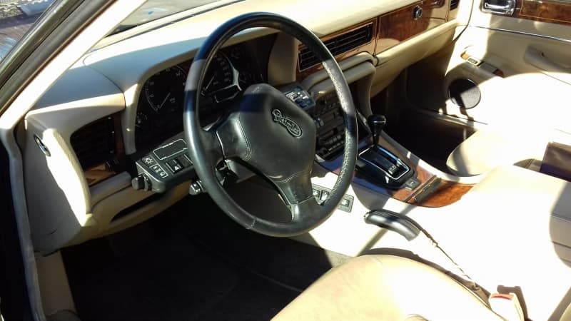 DAIMLER SIX 4,0 i frisch ab MFK 4.2018 nur Fr.5699.-