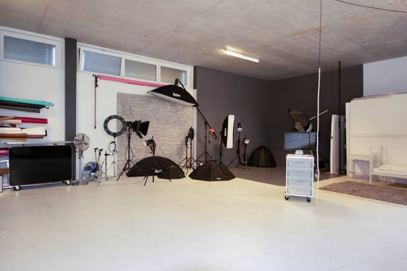 Fester Studioplatz in top Fotostudio zu vergeben