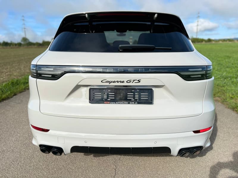 PORSCHE Cayenne GTS