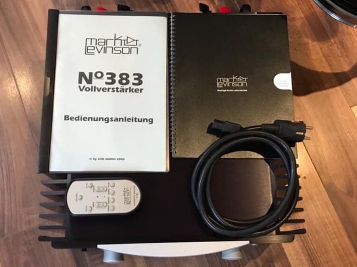 Mark Levinson 383 Vollverstärker - Musik - HI-FI