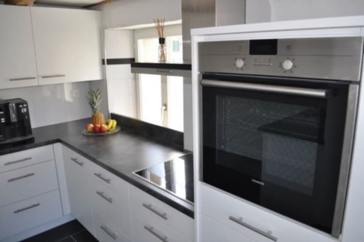 Neu Renoviertes Einfamilienhaus
