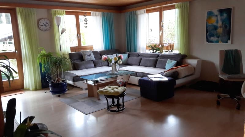 Zweifamilienhaus zu verkaufen