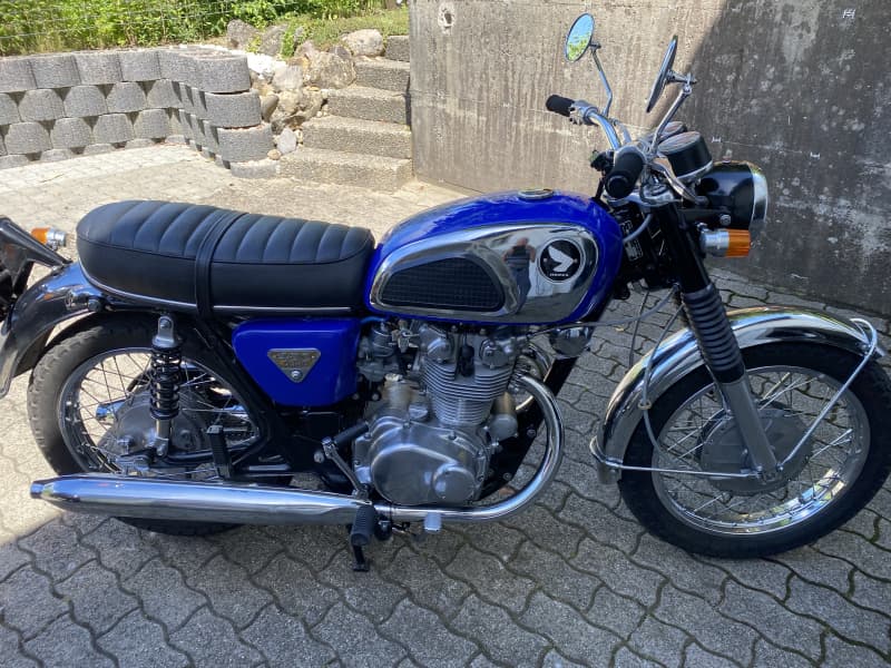 Oldtimer Motorrad Honda CB450 K1