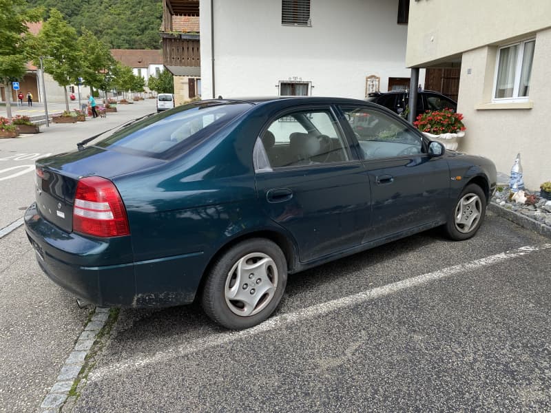 KiA SHUMA 1.8,Automat km74000,Motor Getriebe läuft gut.