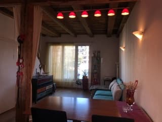Geschmackvoll möblierte zwei Zimmer Wohnung