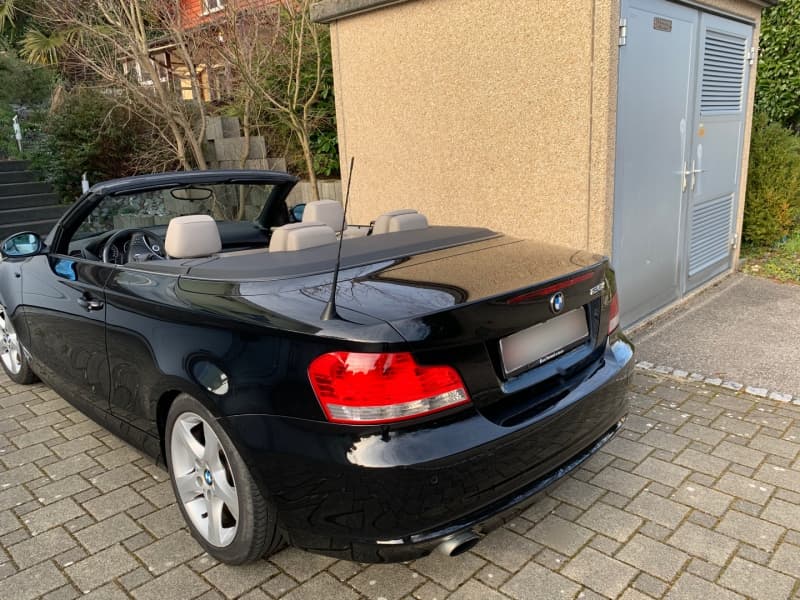 Zu verkaufen schöner BMW 120i cabrio !!!