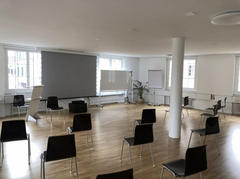 Zentrale Räume für Seminar/Kurs/Workshops/Firmen-/vereinsanlass