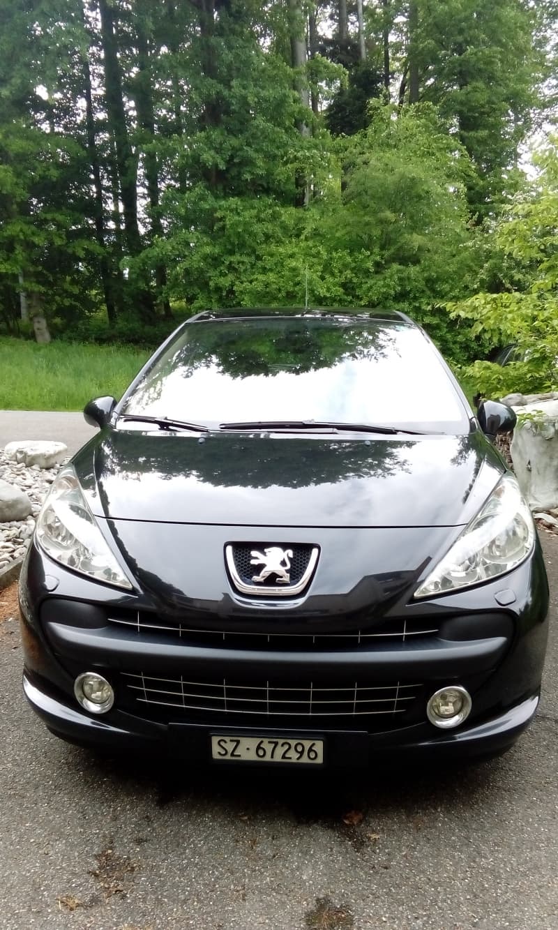 Peugeot 207 1.6 16 V