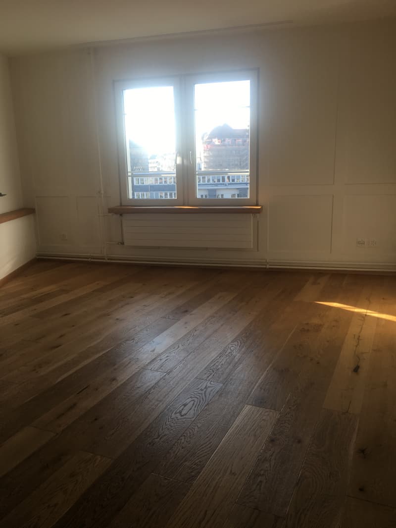 Zentral gelegener Büro-/ oder Atelierraum im Herzen von Zürich
