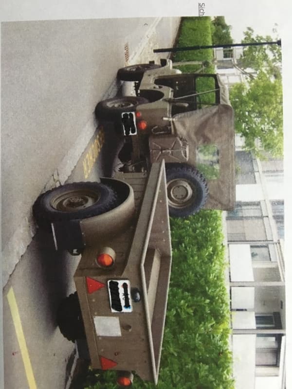 Militärjeep