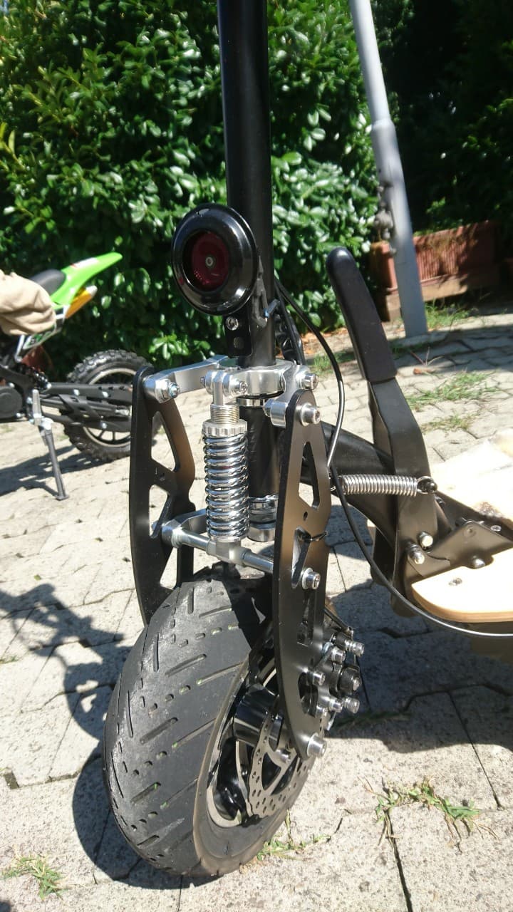 Highper Elektro-Trotti 1300W