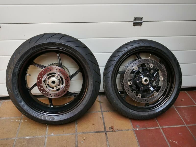 PVM HONDA SC59 FELGEN SPORTEC M7RR 190/55ZR17 Bremsscheiben