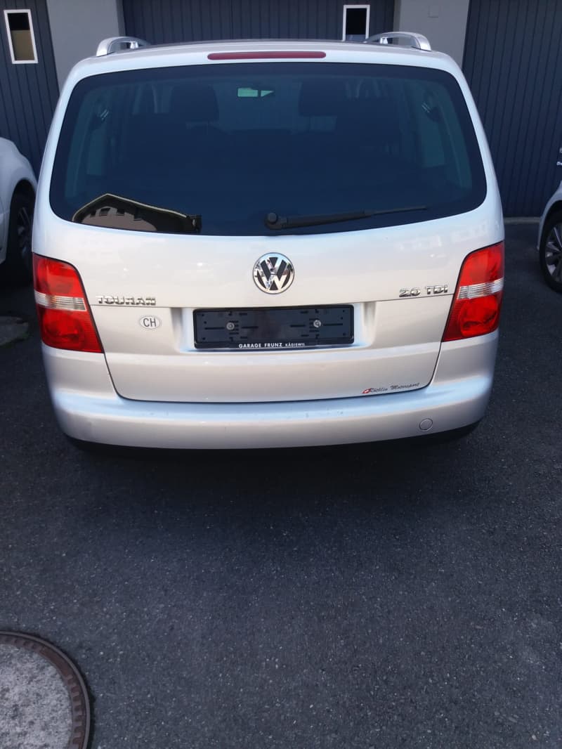 VW TOURAN 2.0 TDI "Gepflegt und in gutem Zustand"