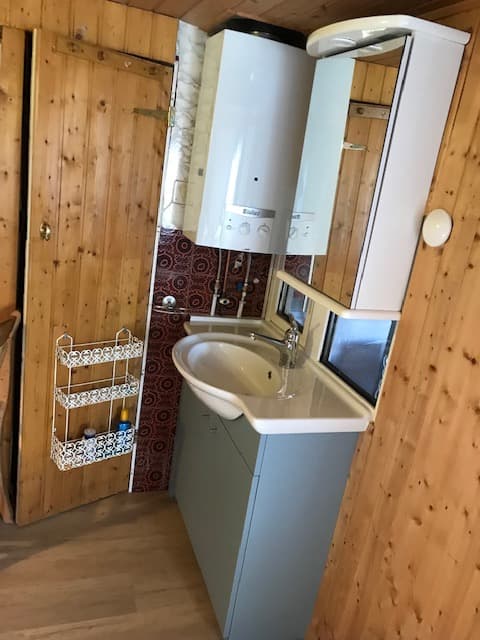 Romantisches Mobilehome/Chalet zwischen Bielersee und Chaseral