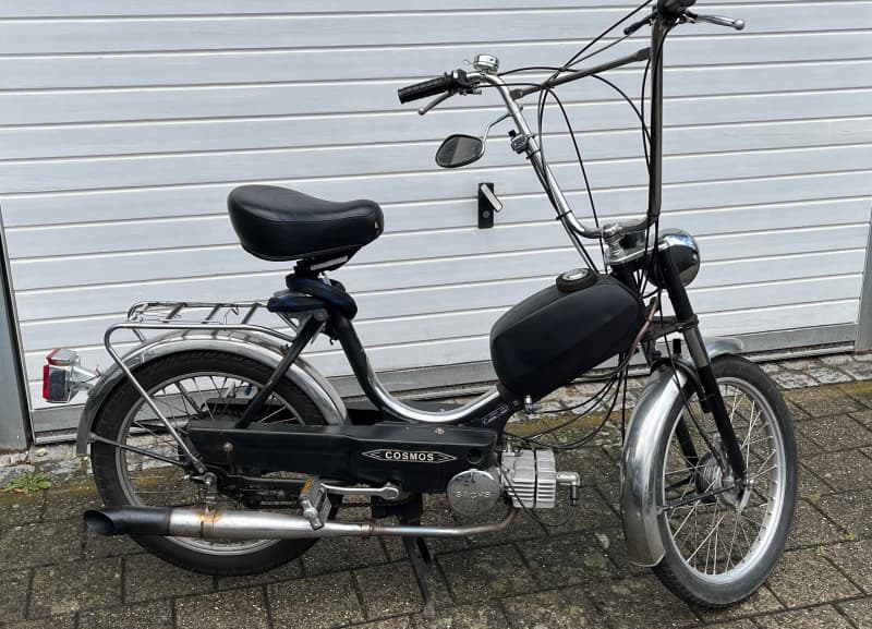 Auflösung Töfflisammlung (4 Töffli plus Zubehör)