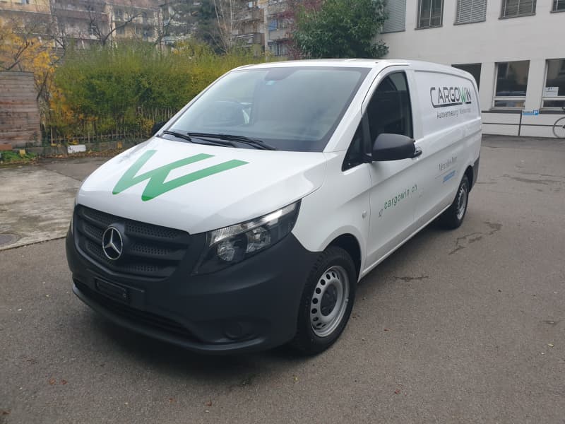 Mieten von Kleinbusse Lieferwagen Bus Anhänger Personenbusse