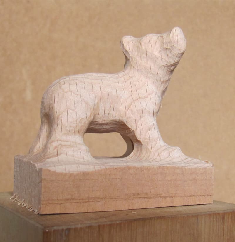 Kleiner Bär aus Holz