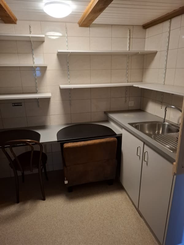 Geschäftslokal zu Vermieten