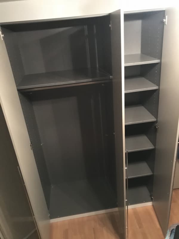 Sehr gepflegter Kleiderschrank zu verkaufen