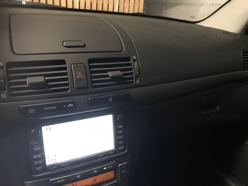 Toyota Avensis günstig zu verkaufen