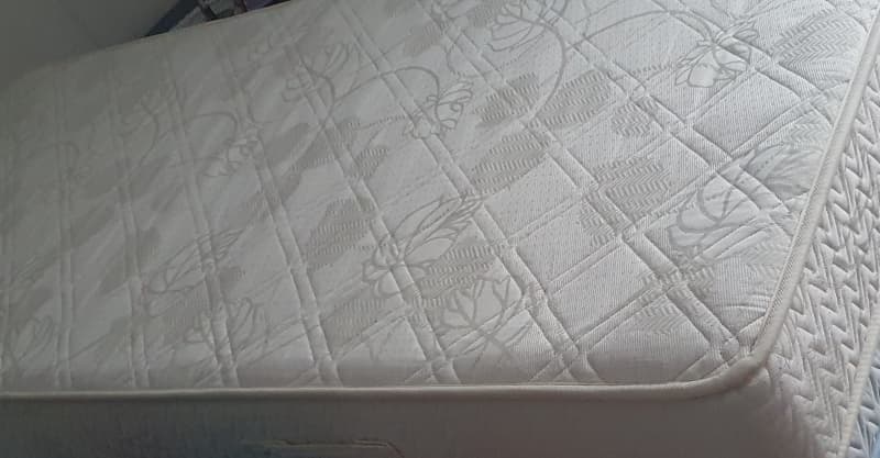 Bett/Ausziehbett