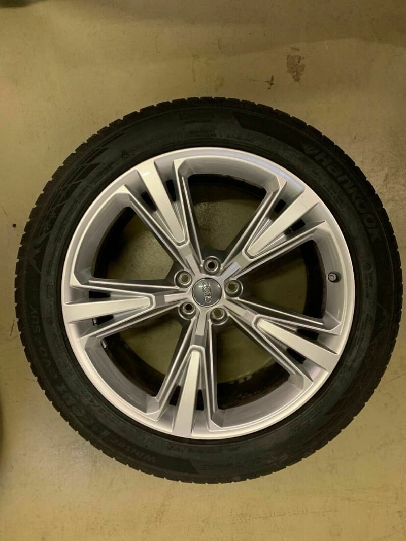 Audi Q8 SQ8 21 Zoll Felgen Alufelgen Winterreifen