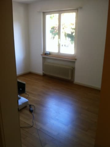 Wunderschöne 2,5 Zi. Wohnung in Wollishofen