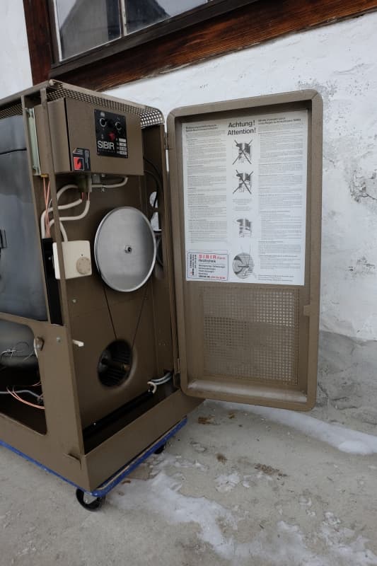 Ölofen, Heizautomat Sibirtherm Standmodell Typ 10