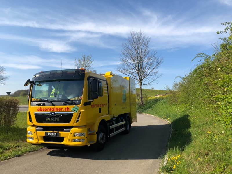 Containerreinigung Glarus Näfels Engi Elm Braunwald Schwanden