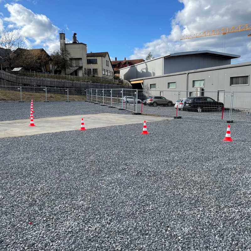 Parkplatz Abstellplatz Anhänger, Wohnwagen, Wohnmobil, Boote