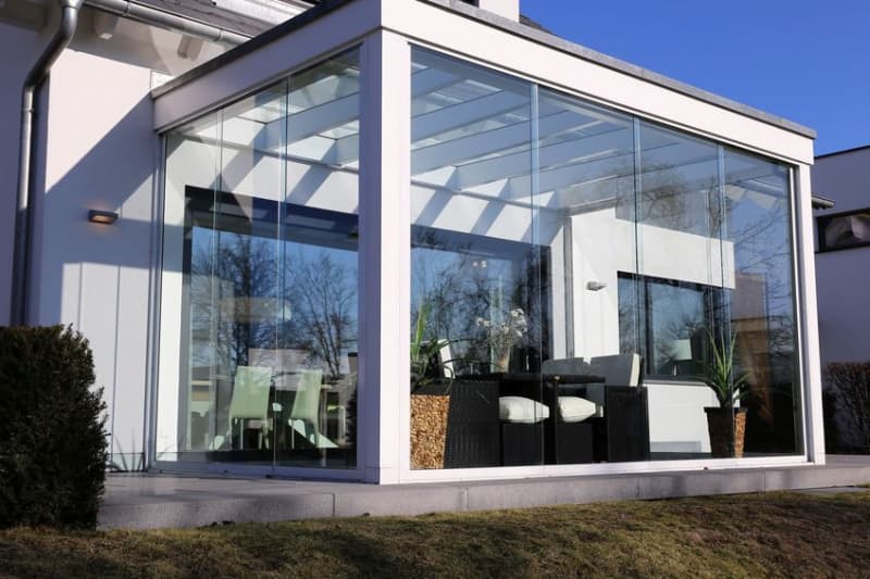 Glasbau im Innen und Aussenbereich
