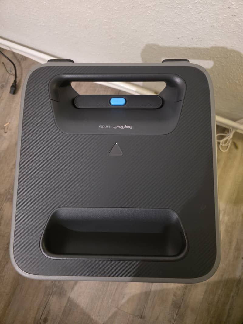 Anker SOLIX F3800 3860 WH Power Station