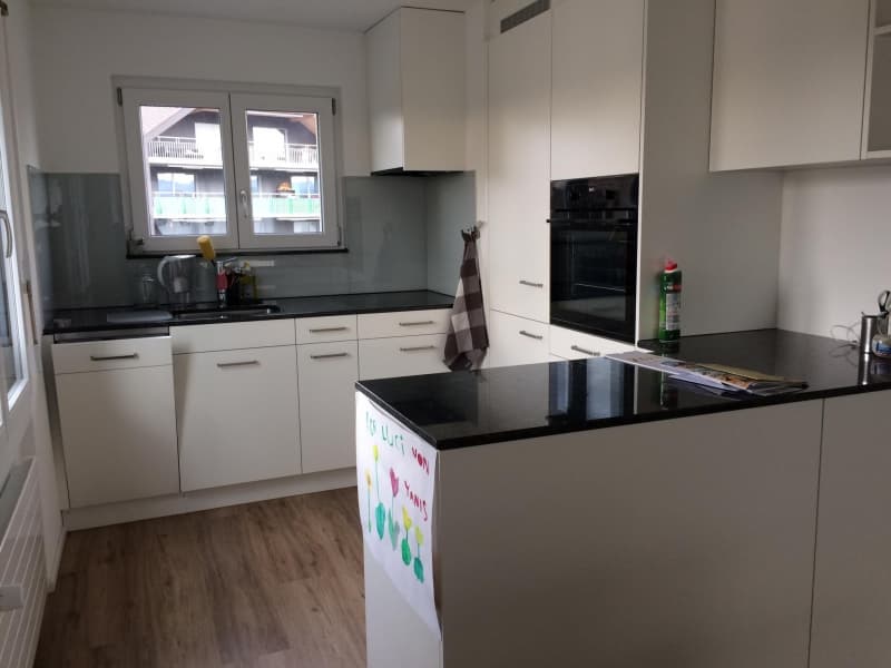 Günstige 4 Zimmer Wohnung mit Blick auf die Berge