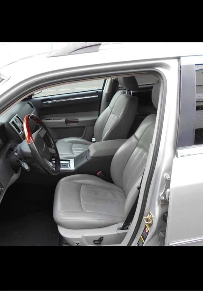 Chrysler 300c 4x4 HEMI V8