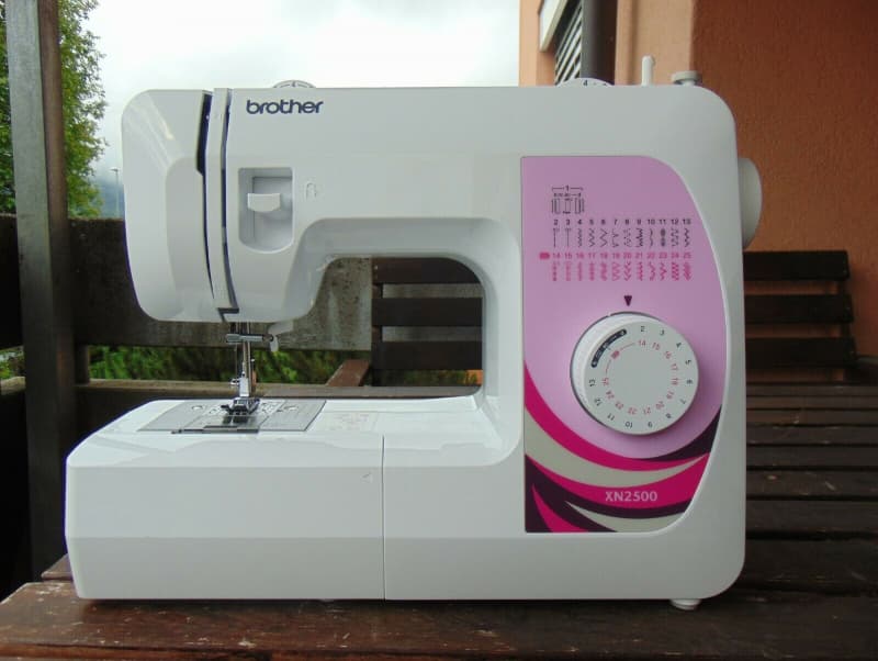 Nähmaschine Brother XN 2500, neu, Gratis Versand.