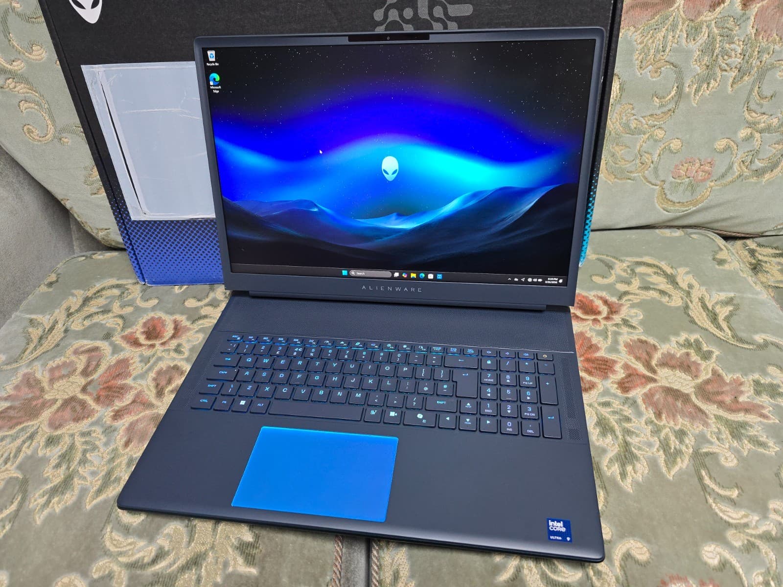 Alienware 18 Area-51 Ultra 9 275HX 32GB