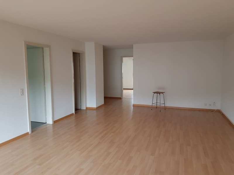 Sonnige, zentral gelegen, ruhige Wohnung in Belp, WG-geeignet