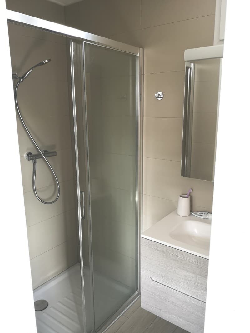 Nachmieter/in in gesucht zur einem Moderne und Helle 2-Zimmer-Woh