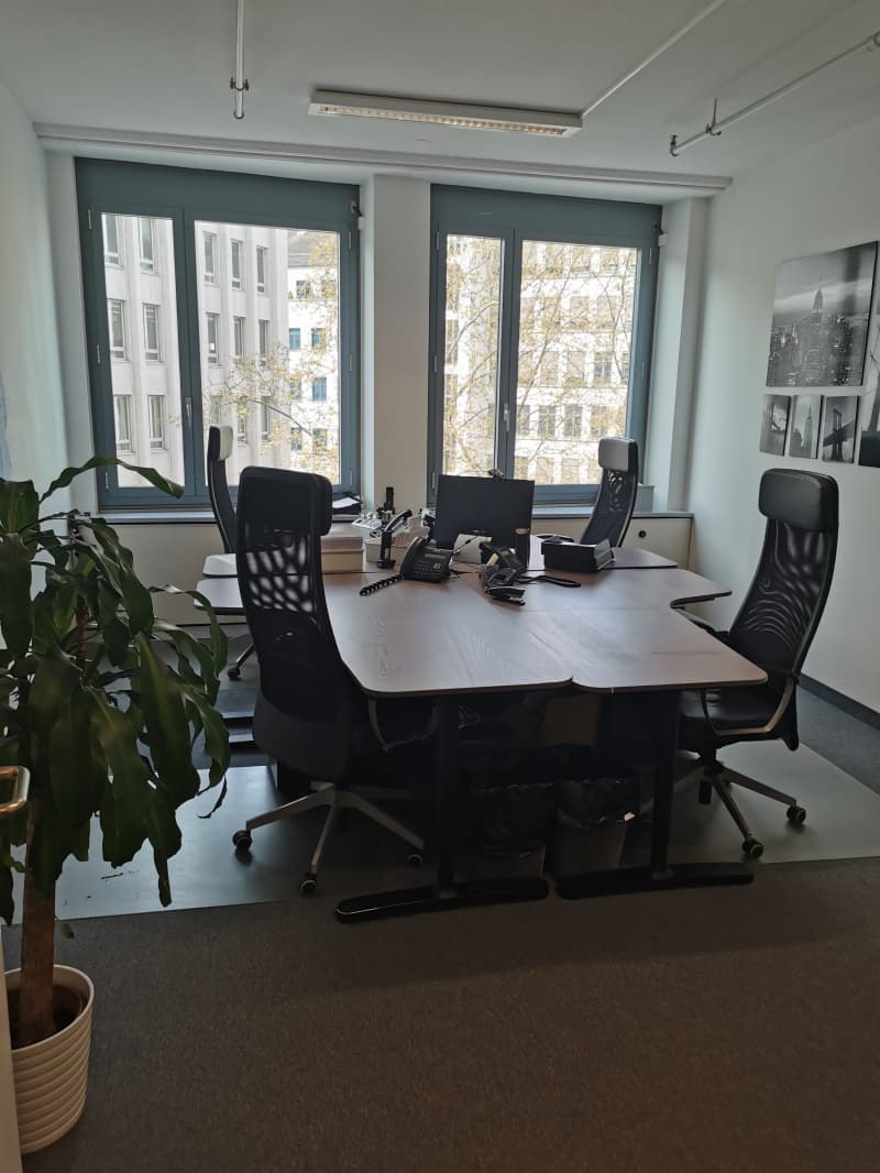 Workspace Büro Arbeitsplatz im Zentrum befristet bis 10/21