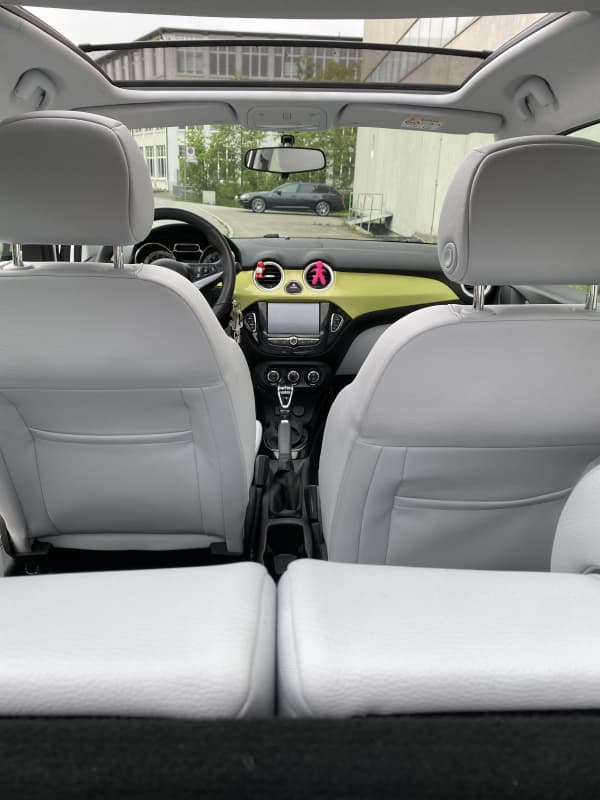 In einem Sehr guten Zustand zu Verkaufen Opel Adam