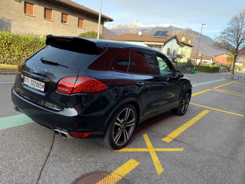 PORSCHE Cayenne Diesel