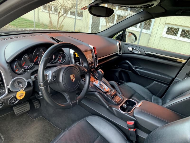 PORSCHE Cayenne Diesel